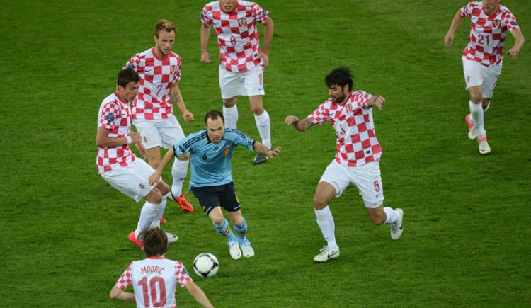 Imagen de Más que mil palabras (sobre Iniesta): El Cazador