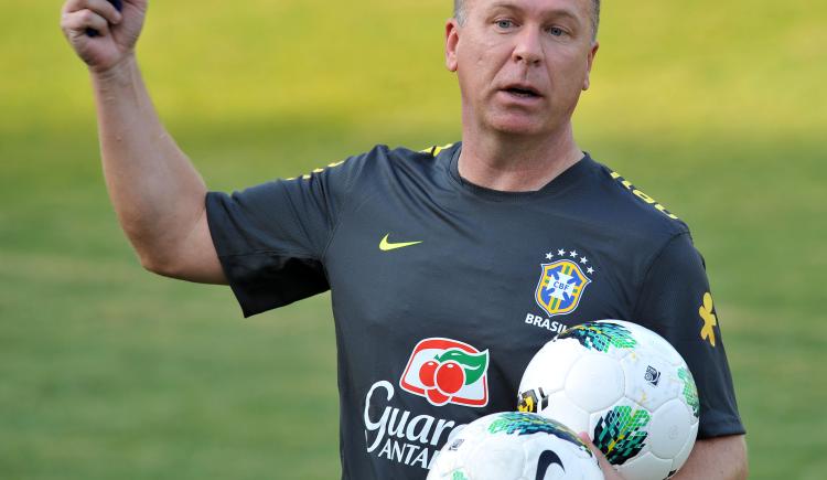 Imagen de Mano Menezes, final cantado