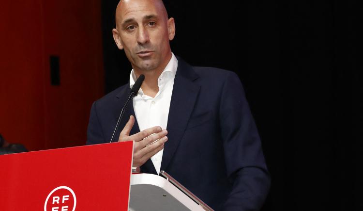 Imagen de Luis Rubiales irá a juicio por el beso no consentido a Jenni Hermoso