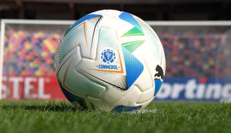 Imagen de Cómo es el nuevo protocolo de los alcanza pelotas en los torneos Conmebol