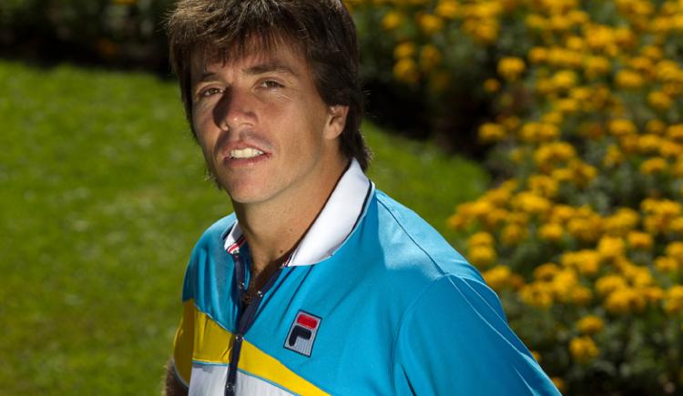 Imagen de Carlos Berlocq: escalera al cielo