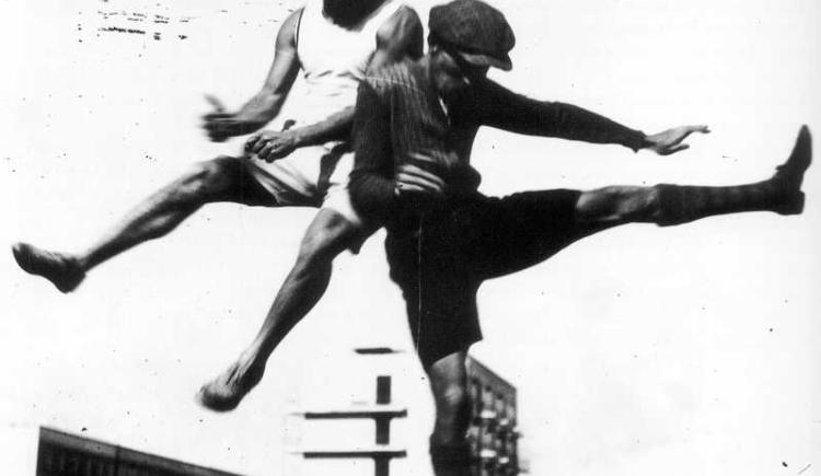Imagen de Más que mil palabras (sobre la Bauhaus): el choque