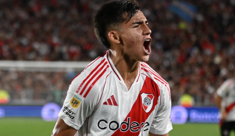 Imagen de El 38 estaba cargado: así fue el primer gol de Ian Subiabre en River