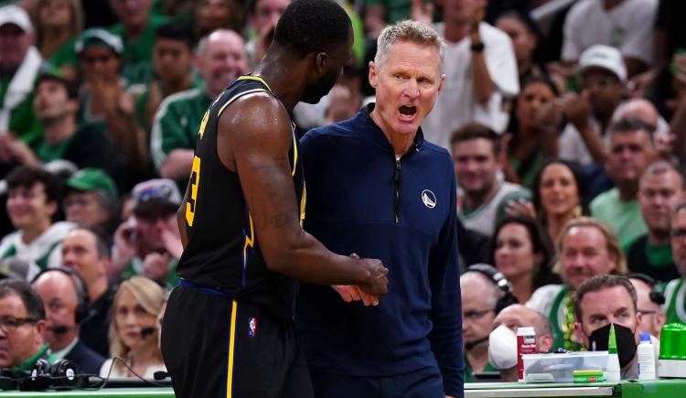 Imagen de Escándalo en la NBA: discutió a los gritos con su entrenador y abandonó la cancha en medio del partido