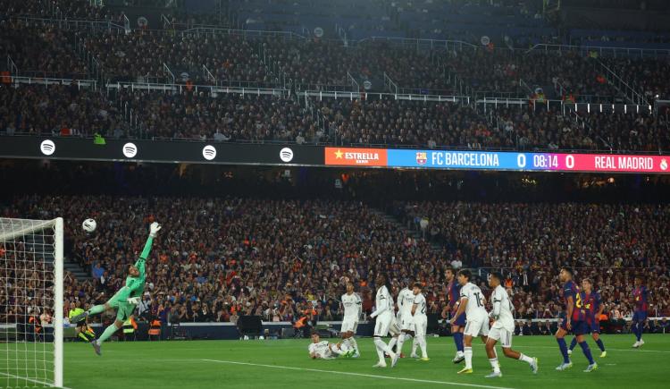 Imagen de Rashford rompió el maleficio de Messi y el Barcelona golpeó primero