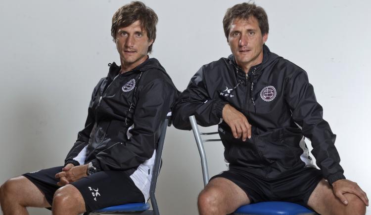 Imagen de Los Barros Schelotto: Mellizos al ataque