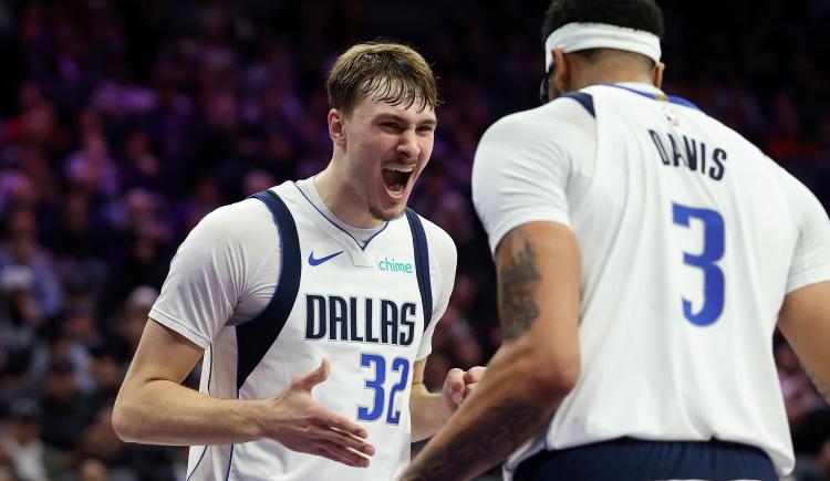 Imagen de Cooper Flagg, la promisoria estrella de la NBA, que igualó un récord de Michael Jordan y es el Novato del Año