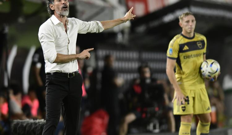Imagen de Eduardo Domínguez bancó a Ascacibar tras su salida de Estudiantes: “Nadie está exento de equivocarse”