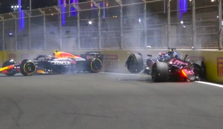 Imagen de La ilusión de Alpine duró segundos en Arabia Saudita: Pierre Gasly chocó y abandonó