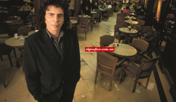 Imagen de 2003. Alejandro Dolina: “echen a los troncos”