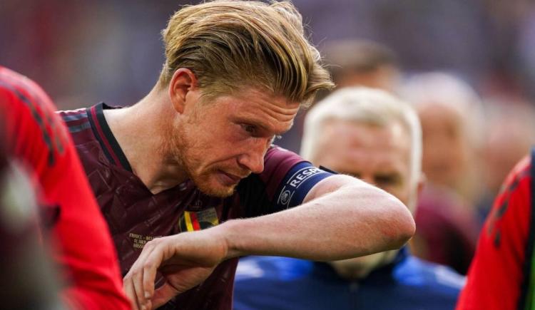 Imagen de Eliminación y exabrupto: Kevin De Bruyne insultó a un periodista tras la derrota con Francia