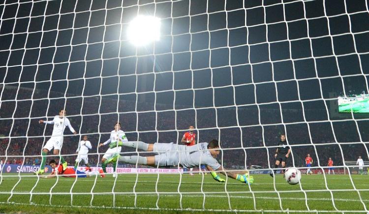 Imagen de Chile aplastó 5-0 a Bolivia y armó una fiesta en el Nacional