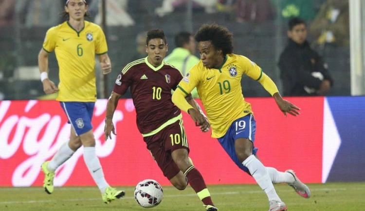 Imagen de Willian: “Robinho nos dio tranquilidad y nos ayudó bastante”