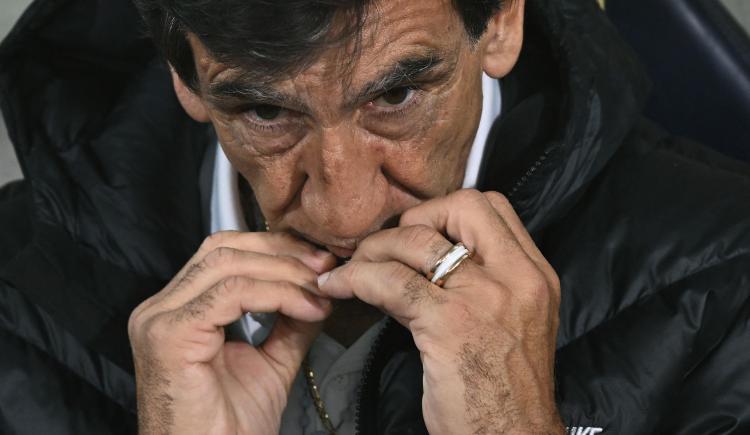 Imagen de Gustavo Costas confirmó su vuelta a Cerro Porteño y opinó de Racing