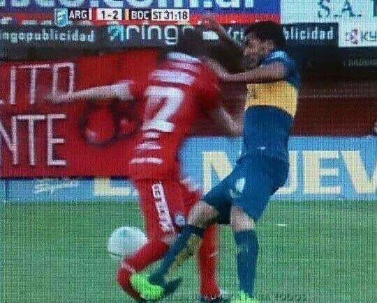 Imagen de Tevez la rompió... y lo rompió