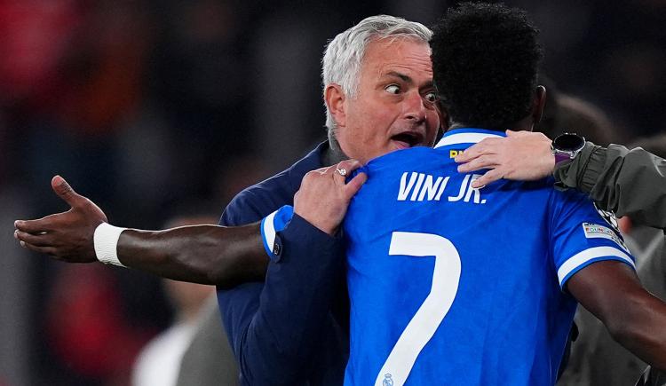 Imagen de Mourinho le tiró un palo a Real Madrid y criticó a Vinícius: "¿Por qué celebró así?"