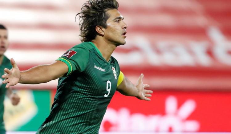 Imagen de Moreno Martins regresó al fútbol con un doblete y disparó contra el DT de Bolivia tras la eliminación del Mundial