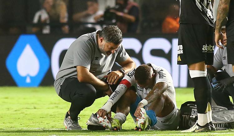 Imagen de Santos dio detalles sobre una nueva lesión de Neymar