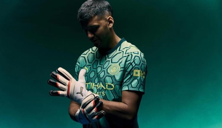 Imagen de Rulli puso la firma y es nuevo arquero de Manchester City