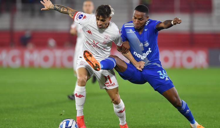Imagen de Huracán empató con Emelec y está segundo en su zona