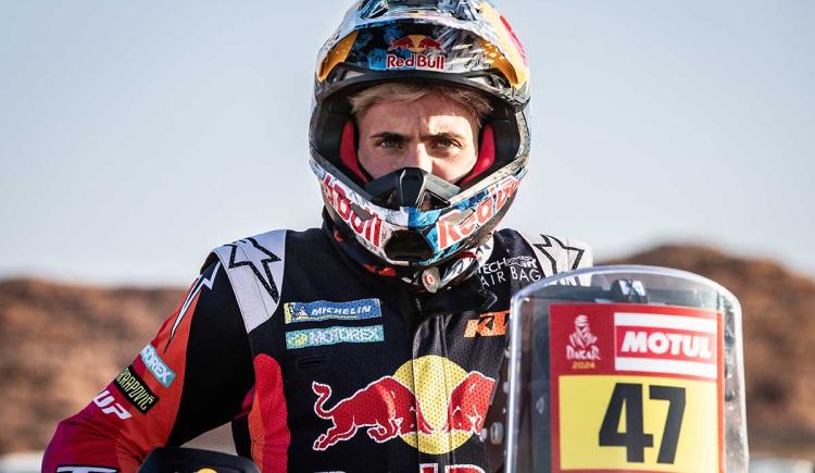 Imagen de Kevin Benavides, bicampeón del Rally Dakar, se encuentra con pronóstico reservado