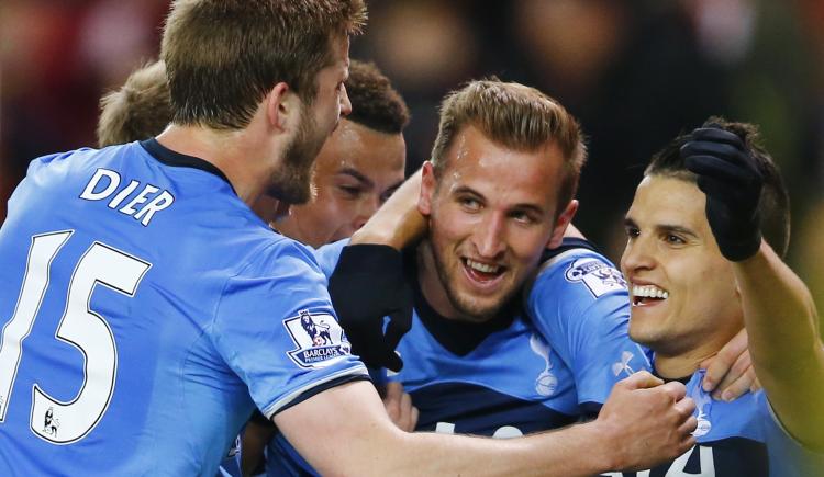 Imagen de Tottenham no se rinde: le ganó 4 a 0 al Stoke City y está a cinco puntos del Leicester