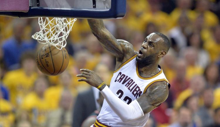 Imagen de Los Cavs le dieron una paliza a Toronto