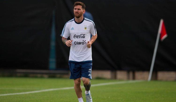 Imagen de Messi será titular ante Panamá