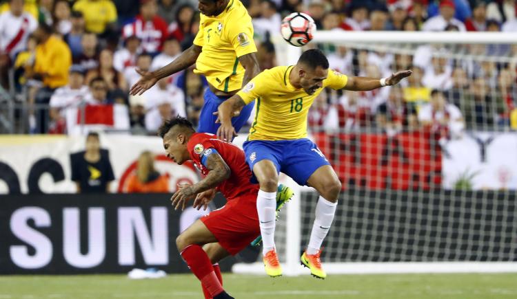 Imagen de VIDEO | Brasil, eliminado de la Copa América por un gol con la mano