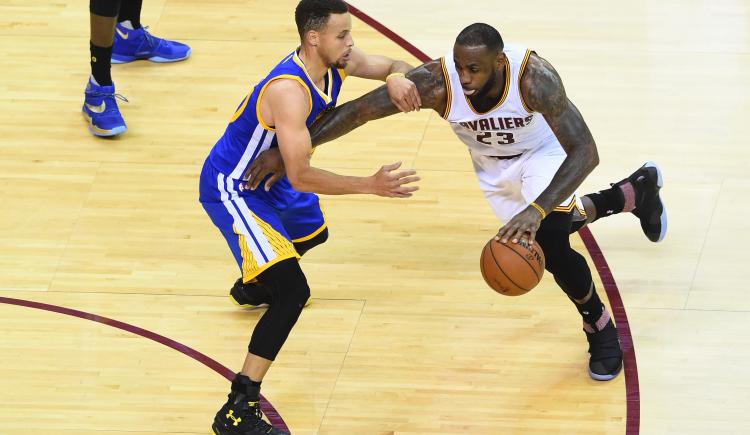 Imagen de Pagan 99.000 dólares por dos entradas para la final de la NBA