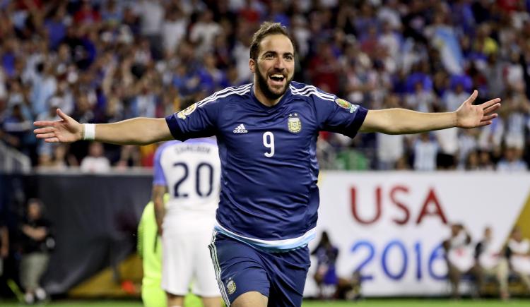 Imagen de VIDEO |  Higuain selló la goleada