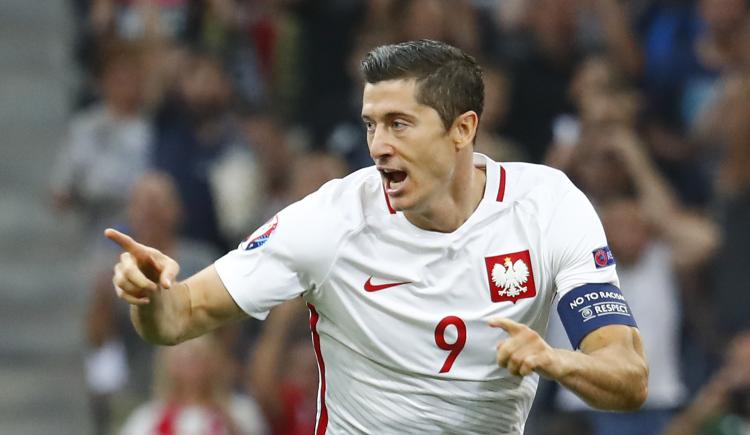 Imagen de Lewandowski marcó el segundo gol más rápido de la historia de la Euro