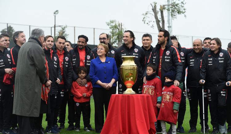Imagen de El festejo de la selección chilena, con ausencias y chicanas