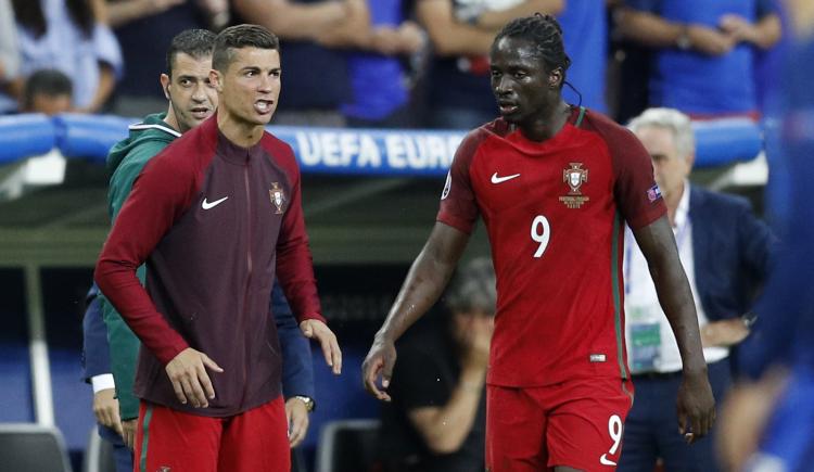 Imagen de Cristiano: del llanto a la alegría de su primer título con Portugal
