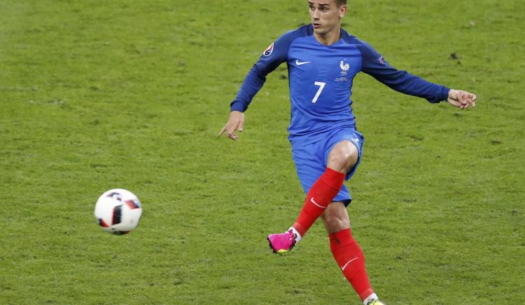 Imagen de Griezmann, Balón y Botín de Oro en la Eurocopa