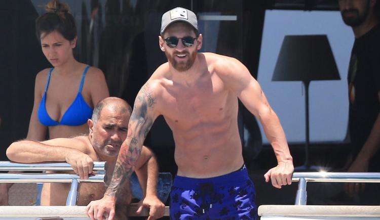 Imagen de Messi y Cristiano Ronaldo podrían cruzarse en sus vacaciones