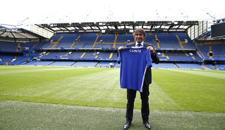 Imagen de Antonio Conte fue presentado en el Chelsea