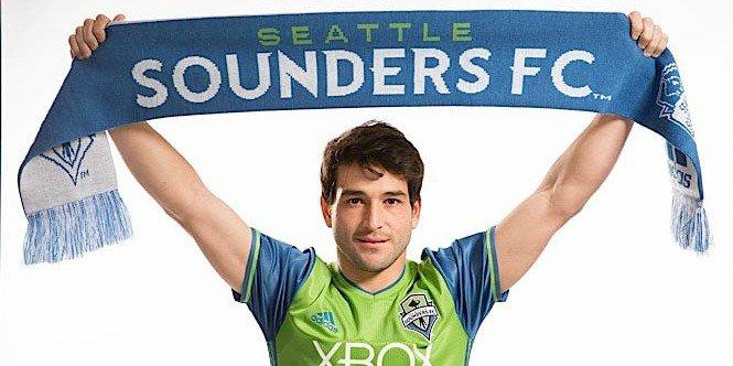 Imagen de Lodeiro, presentado en Seattle Sounders