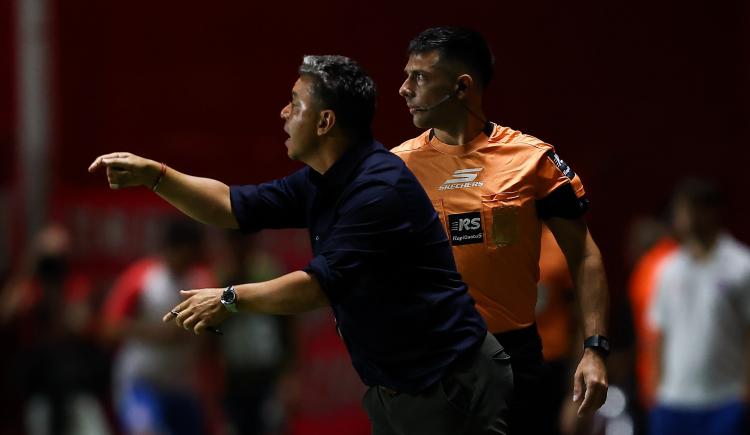 Imagen de Gallardo, expulsado: cómo fue el cruce con Merlos