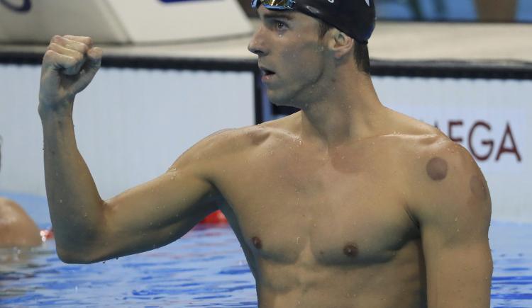 Imagen de Michael Phelps compartió fotos de su boda secreta