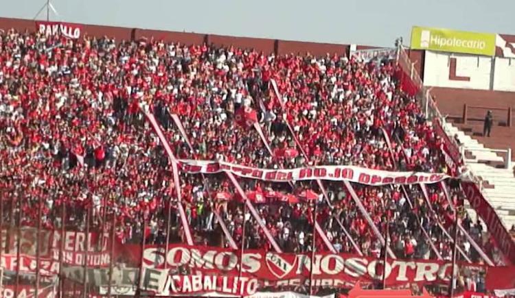 Imagen de Lanús-Independiente, con público visitante