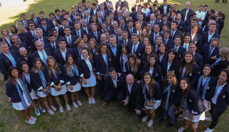 Imagen de Macri recibió a los atletas argentinos en Olivos