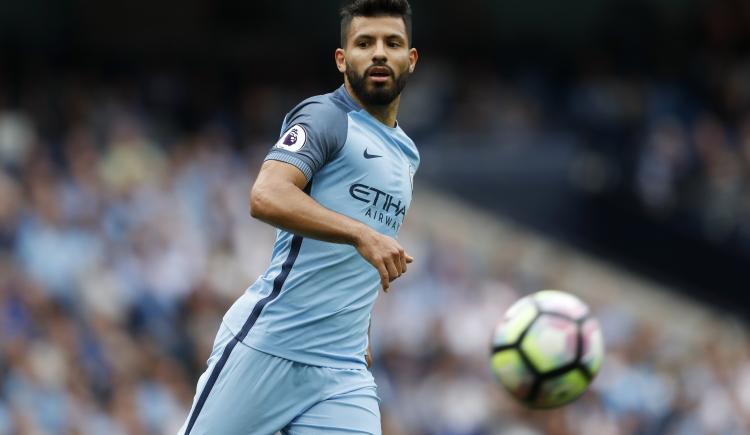 Imagen de Kun Agüero: "Guardiola es muy exigente"