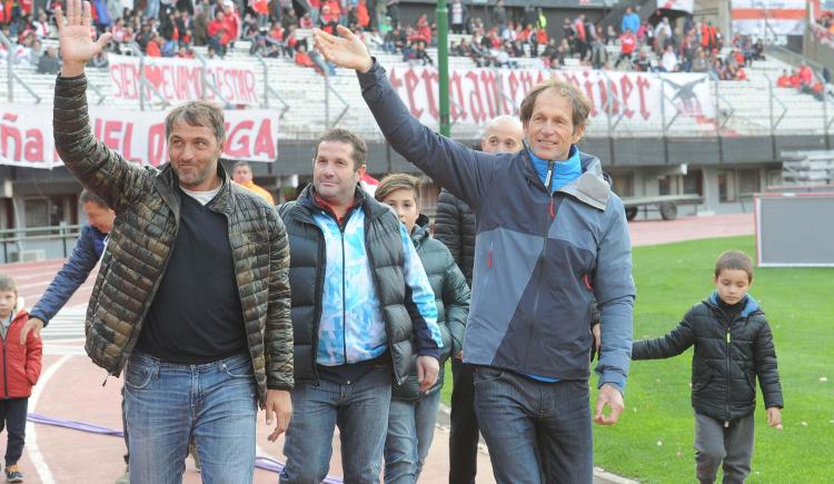 Imagen de Homenaje olímpico en el Monumental