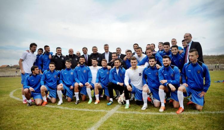 Imagen de El dramático rescate a los jugadores de Kosovo