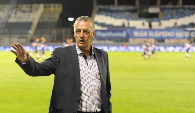 Imagen de Alfaro calificó de "absurdo" el enfrentamiento con los directivos de Gimnasia