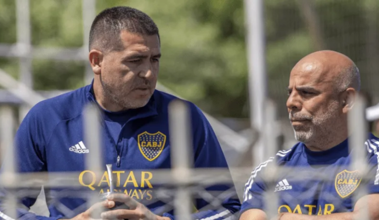 Imagen de Mauricio Serna dio detalles de la reunión de Riquelme con el plantel de Boca