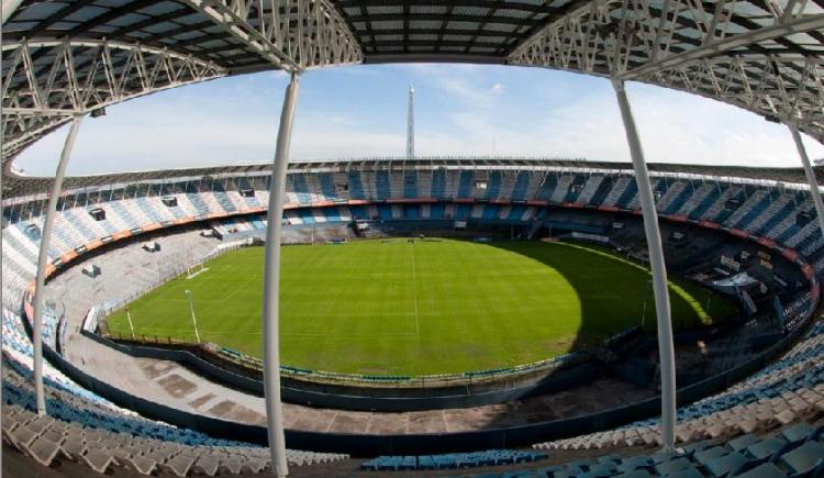 Imagen de River vuelve a jugar con visitantes