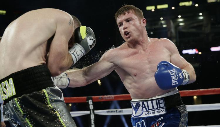 Imagen de Canelo Alvarez y una lesión que lo dejó nocaut