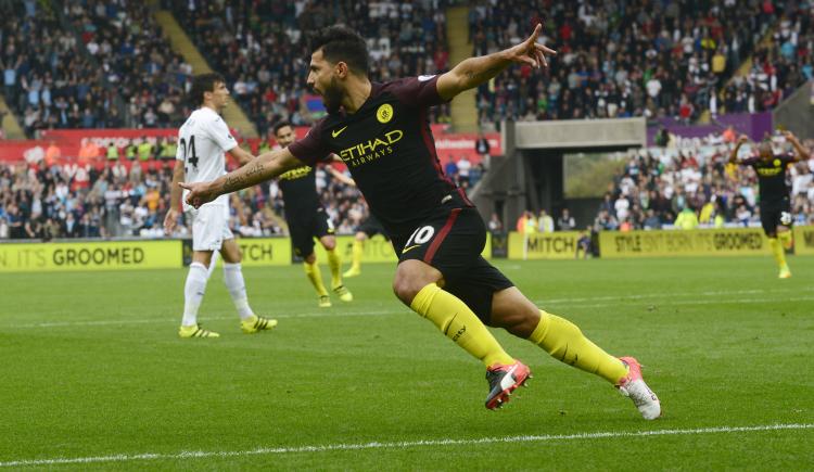 Imagen de Manchester City, con goles del Kun Agüero le ganó a Swansea